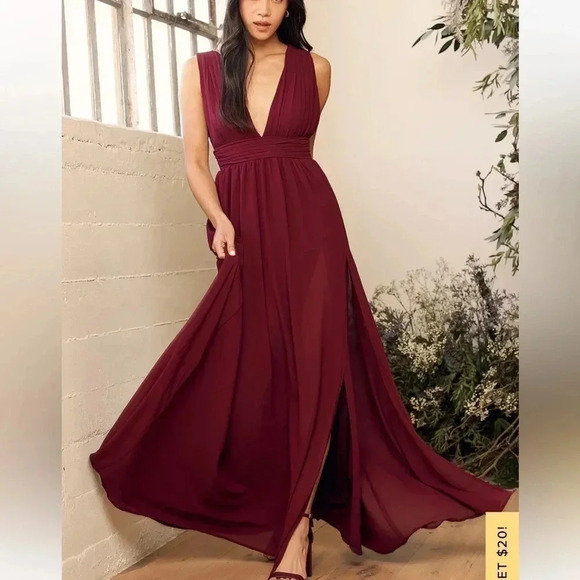 Lulu's burgundy plunging neckline side slit holiday maxi dress size XS - Picture 3 of 15